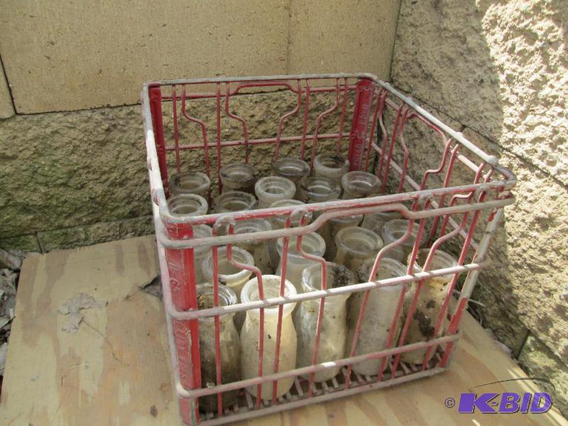 Metal milk crate with bottles 1o...