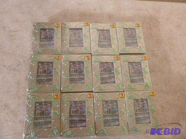 12 Picture Frames 5 12&quot X 7&q...