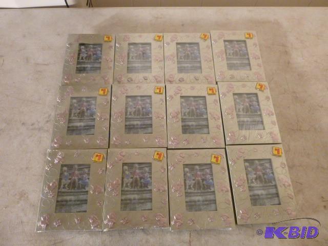 12 Picture Frames 5 12&quot X 7&q...