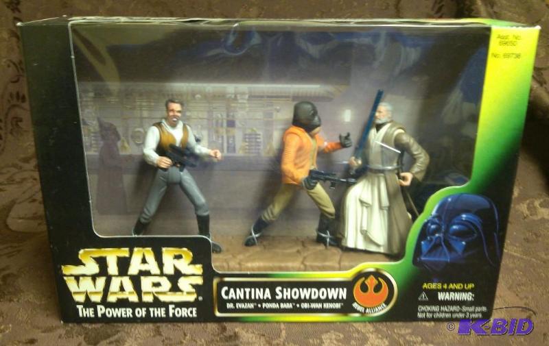 lot 19 image: Star Wars 3 Pack Cantina Showdown N...