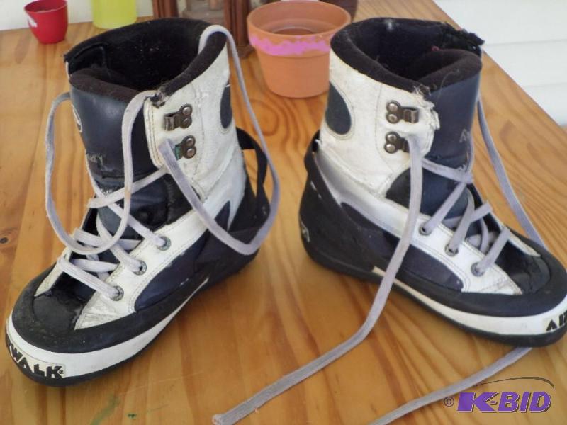 Air walk, snowboarding boots, excel...