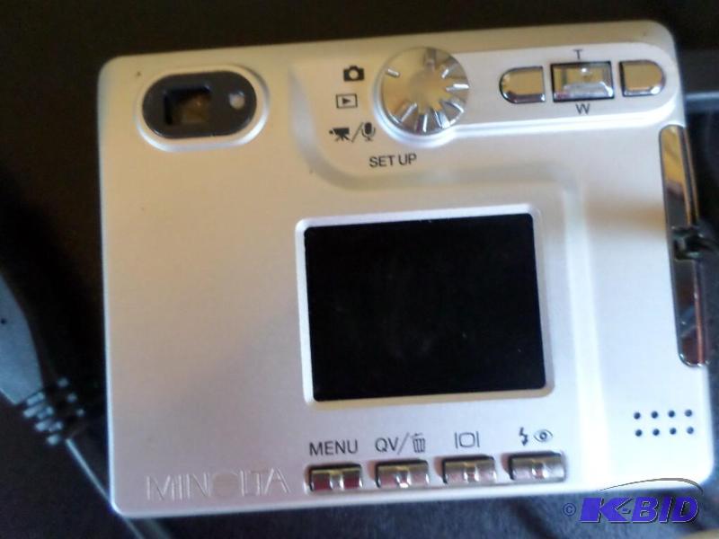 Minolta digital camera, works well...