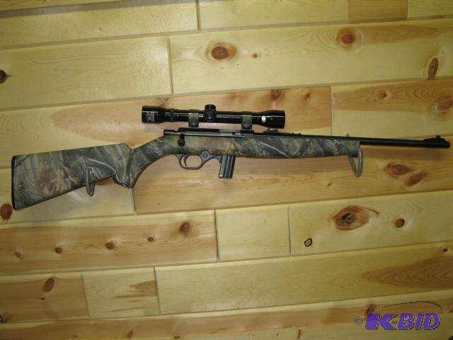 lot 2 image: Mossberg 802 Plinkster 22LR bolt action rifle...