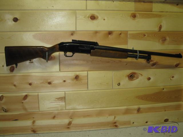 lot 3 image: Coast to Coast Master Mag 12 gauge pump shotg...
