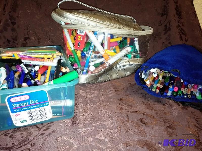 lot 111 image: Large lot of pencils, pens, colored...