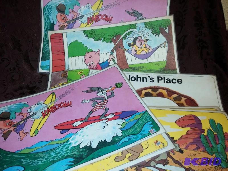 lot 112 image: Lot of vintage Looney Toons plastic...