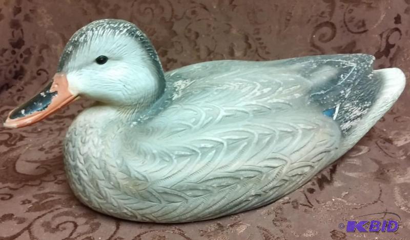 lot 137 image: Magnum Duck Decoy...