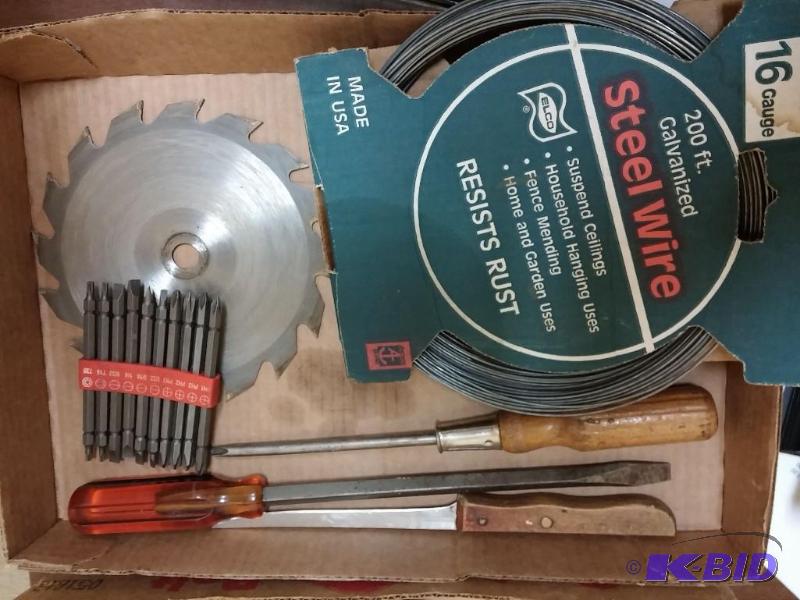 lot 21 image: Lot of tools, steel wire, saw blade...
