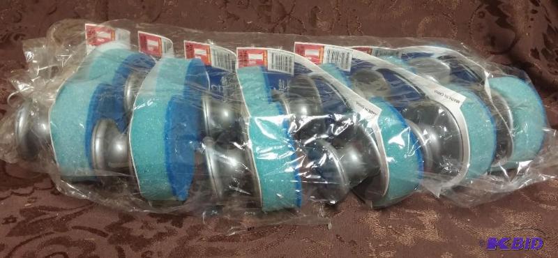 lot 43 image: Lot of 6 scrubbing sponges--2 on ea...