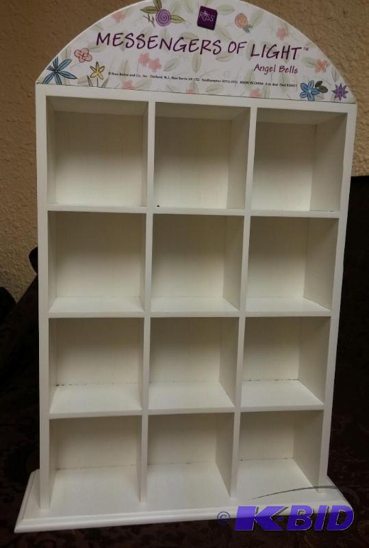 lot 50 image: White Display Rack Wall hanging...