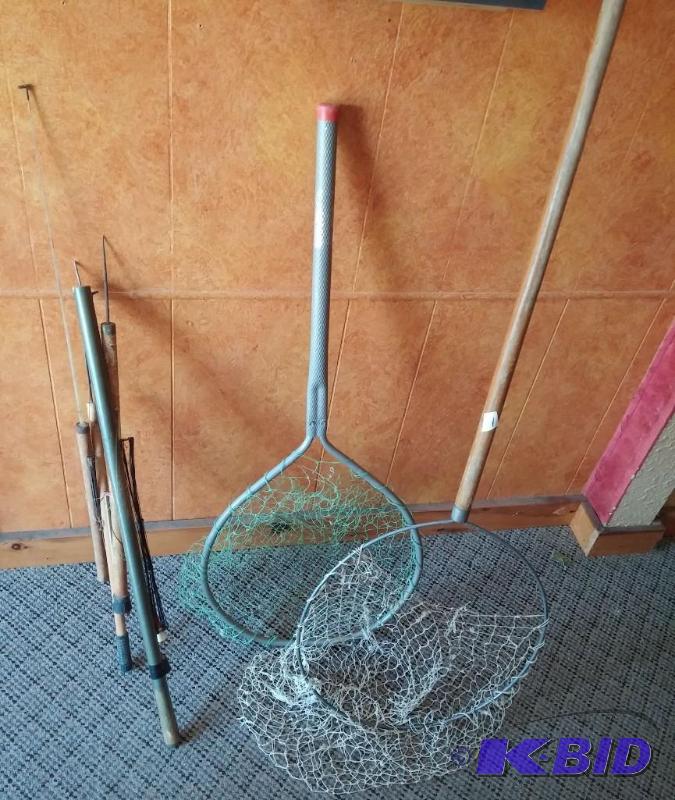lot 78 image: Lot of Ice fishing poles, some vint...