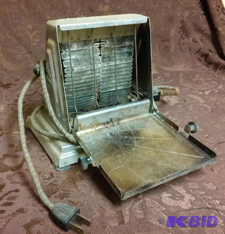 lot 90 image: Vintage Spider Web GE General Elect...