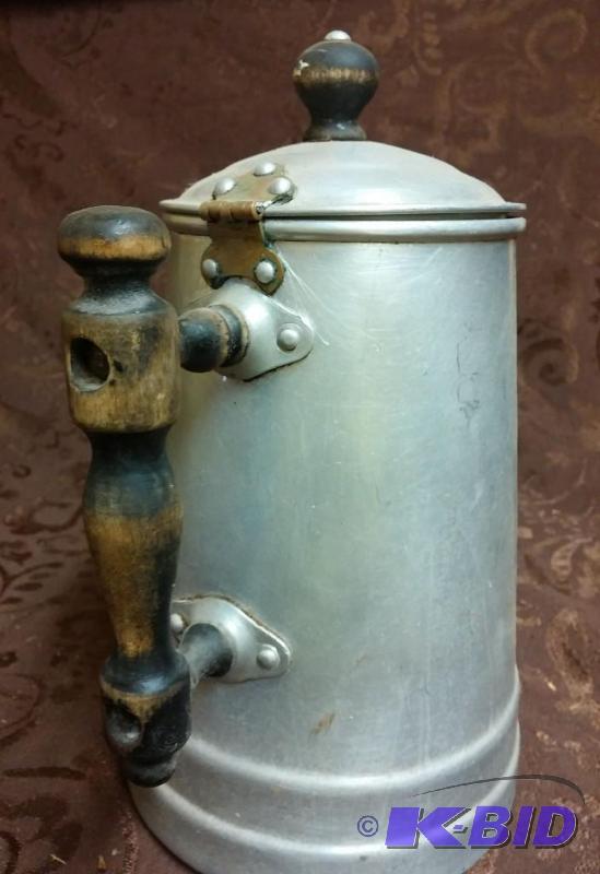 lot 94 image: Vintage 3 Cup Drip-O-Lator Coffee P...
