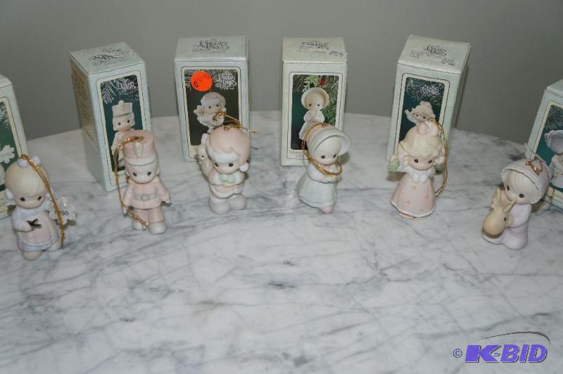 lot 111 image: Lot of 6 Precious Moments Ornaments