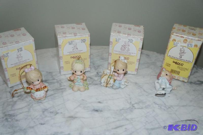 lot 130 image: Lot of 4 Precious Moments Ornaments