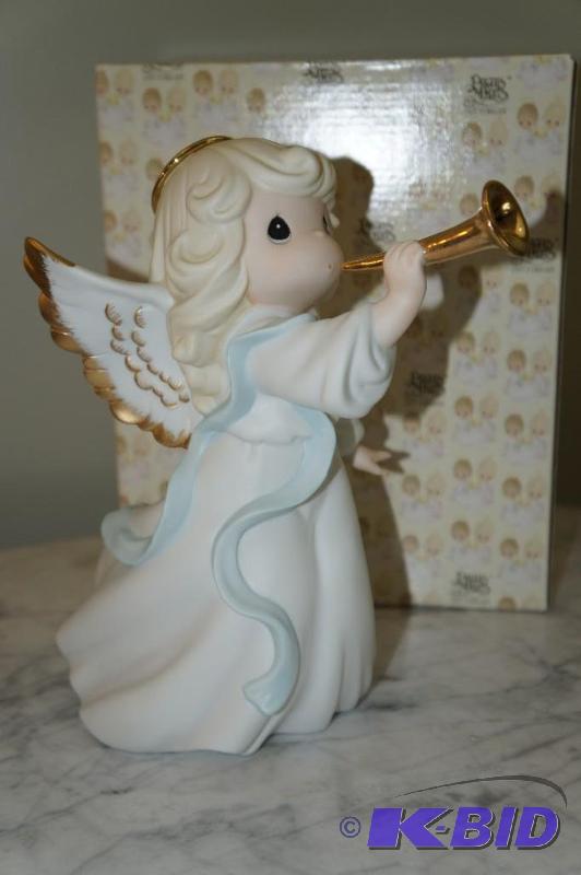 lot 136 image: Porcelain Tree Topper Precious Moments