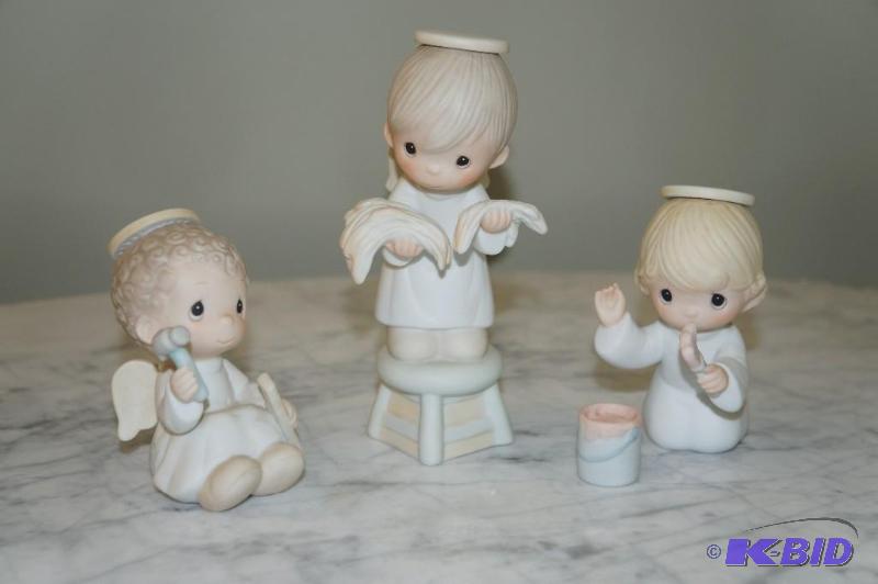 lot 147 image: Set of 3 Precious Moments Figurines