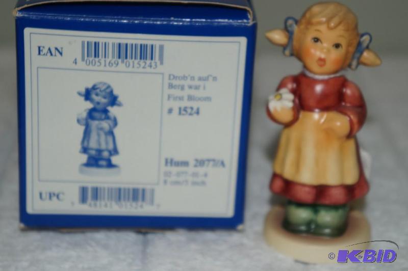 lot 191 image: First Bloom 2000 M.I. Hummel Figurine