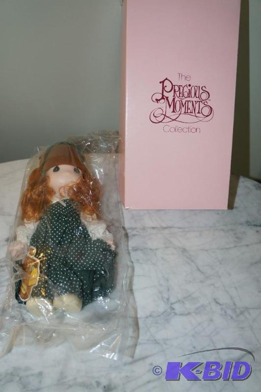 lot 20 image: Shannon  Ireland of the Children of the World Series 1994 Precious Moments Doll w Original Box