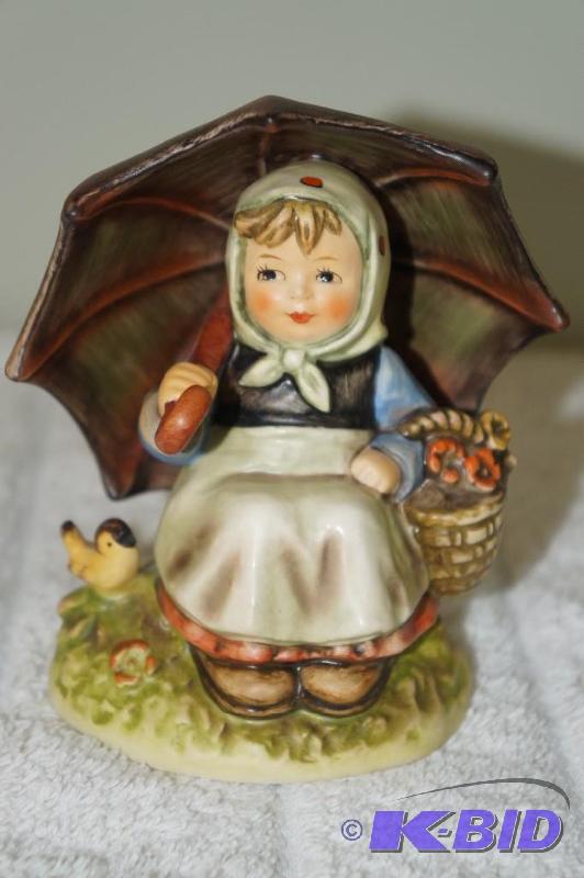 lot 241 image: Exclusive 1983 Special Edition #9 For Members of the Goebel Collectors Club M.I. Hummel Figurine