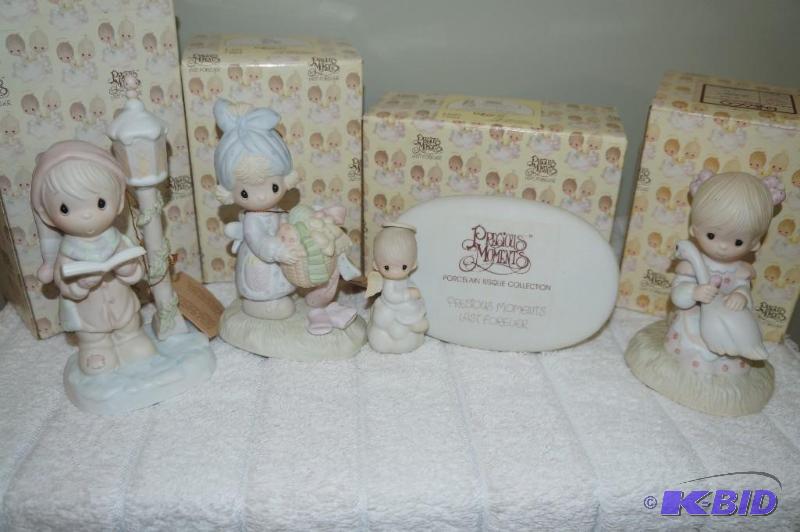 lot 282 image: Lot of 4 1979 - Early 1980s Precious Moments Figurines