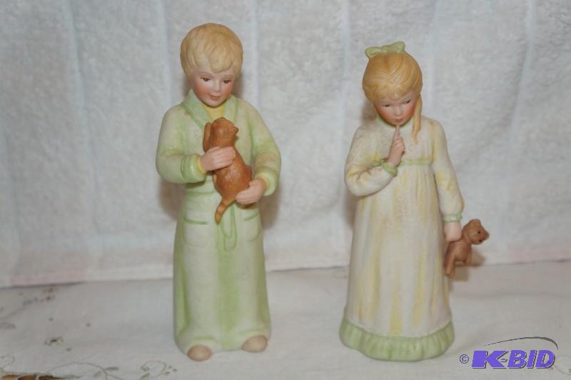 lot 300 image: Irene Spencer Collectibles Rise-And-Shine and Hush-A-Bye both by Goebel Figurines, Numbered