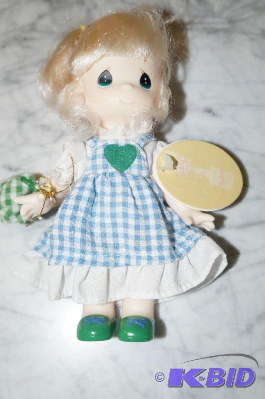 lot 43 image: Bianca from the Friends & Buddies Blue Series Precious Moments Doll