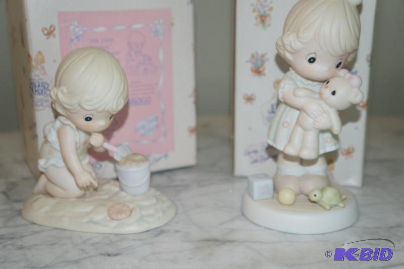 lot 74 image: Lot of 2 1993 Members Only Precious Moments Figurines