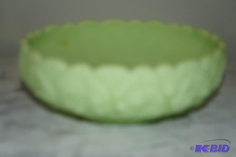 lot 1 image: Fenton Light Green Bowl