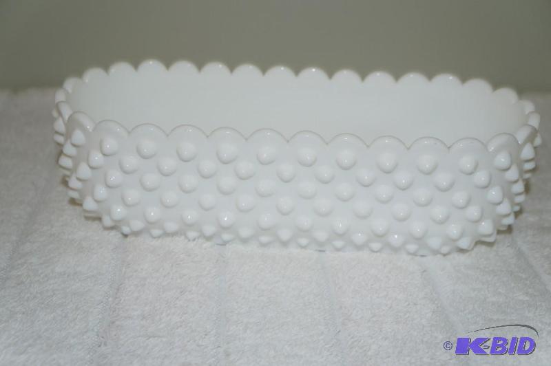 lot 123 image: Fenton Milk Glass Hobnail Oval Dish