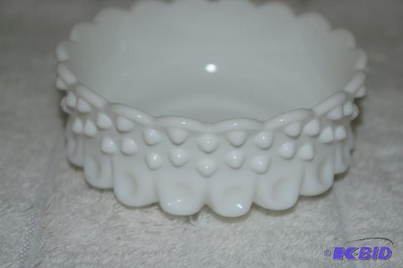 lot 125 image: Fenton Milk Glass Hobnail Candy Dish