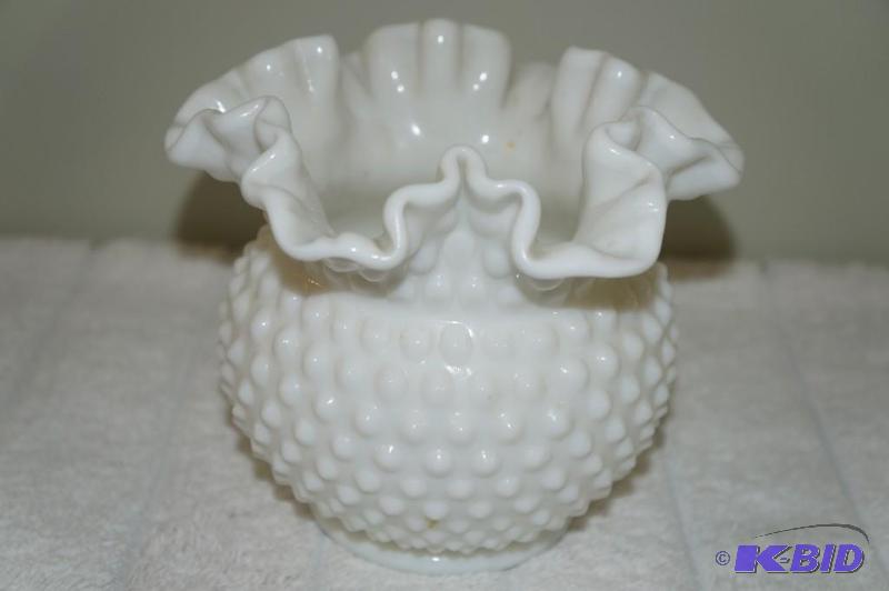 lot 128 image: Fenton Milk Glass Hobnail Ruffled Edge Vase