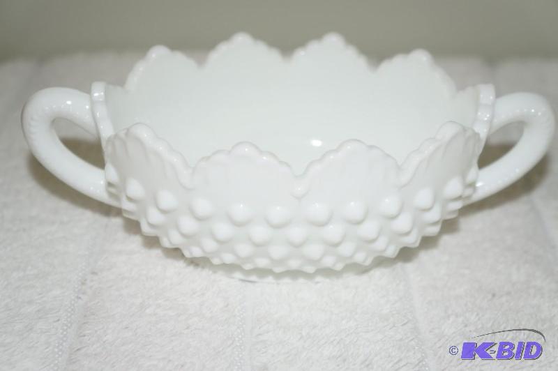 lot 135 image: Fenton Milk Glass Hobnail Handled Dish