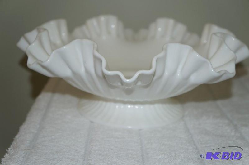lot 144 image: Fenton Milk Glass Ruffled Edge Footed Fruit Bowl
