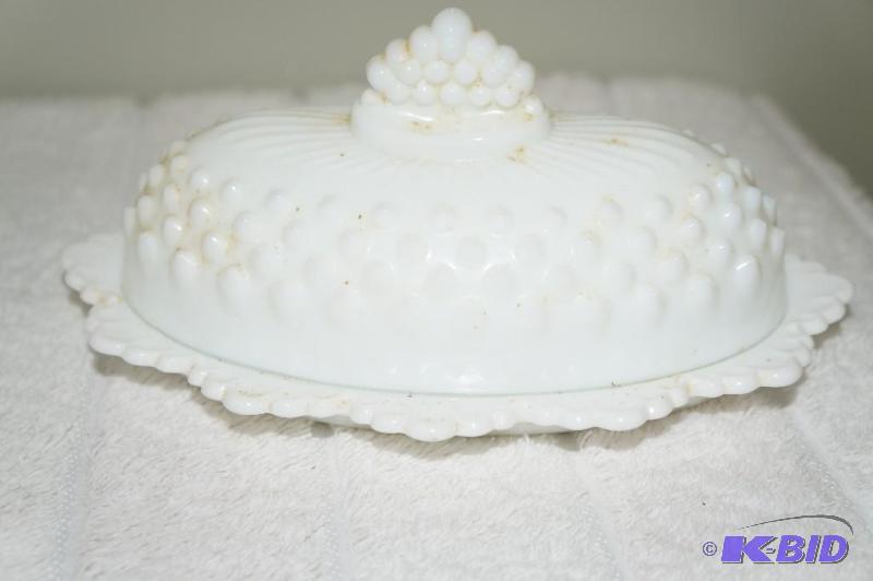 lot 154 image: Fenton Milk Glass Hobnail Butter Dish