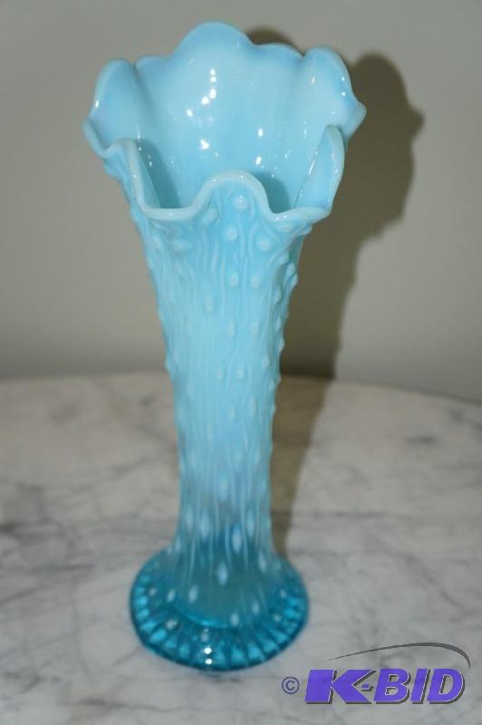 lot 16 image: Fenton Ocean Blue Hobnail Tulip Vase