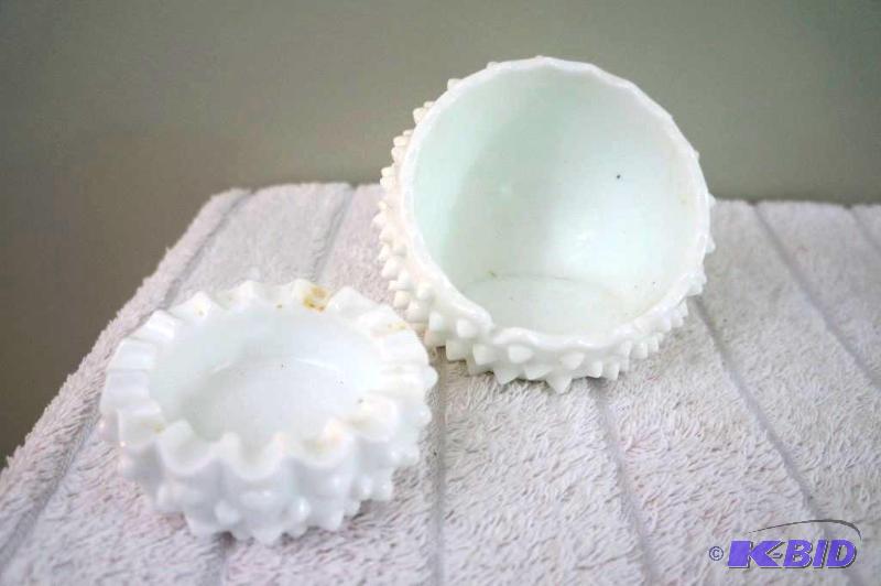 lot 163 image: Set of 2 Fenton Milk Glass Hobnail Ash Trays