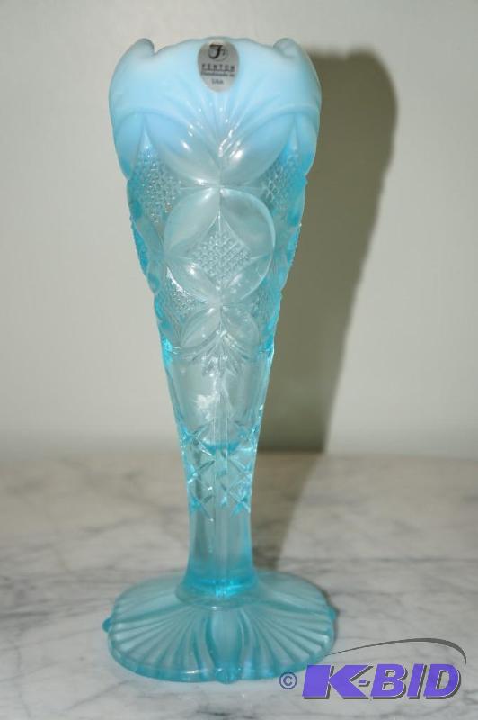 lot 17 image: Fenton Ocean Blue Pressed Glass Vase