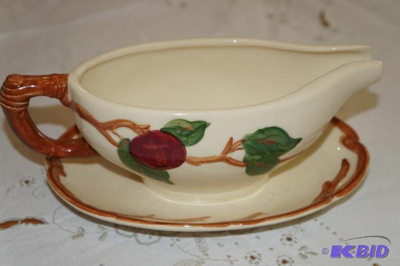 lot 172 image: Franciscan Apple Pattern Gravy Bowl