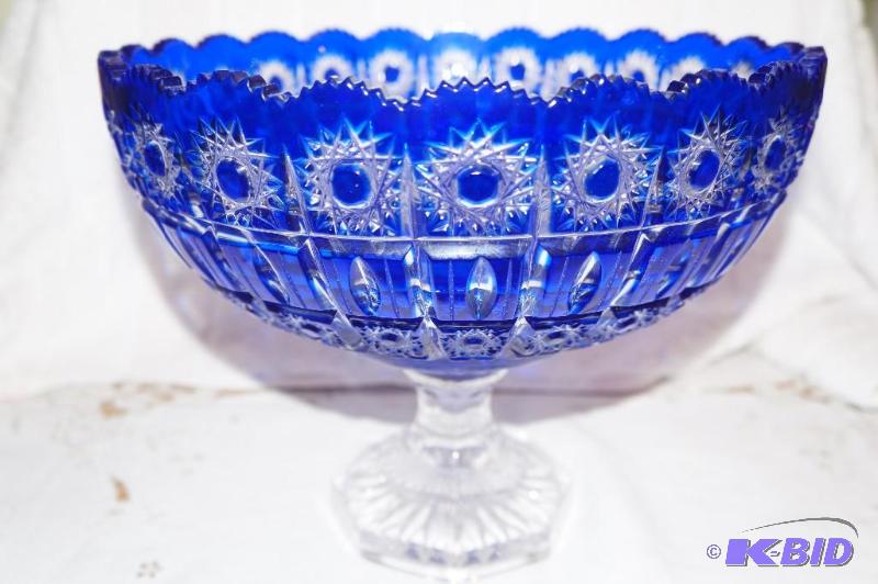 lot 209 image: 24% Lead Crystal Dark Blue Fruit Bowl