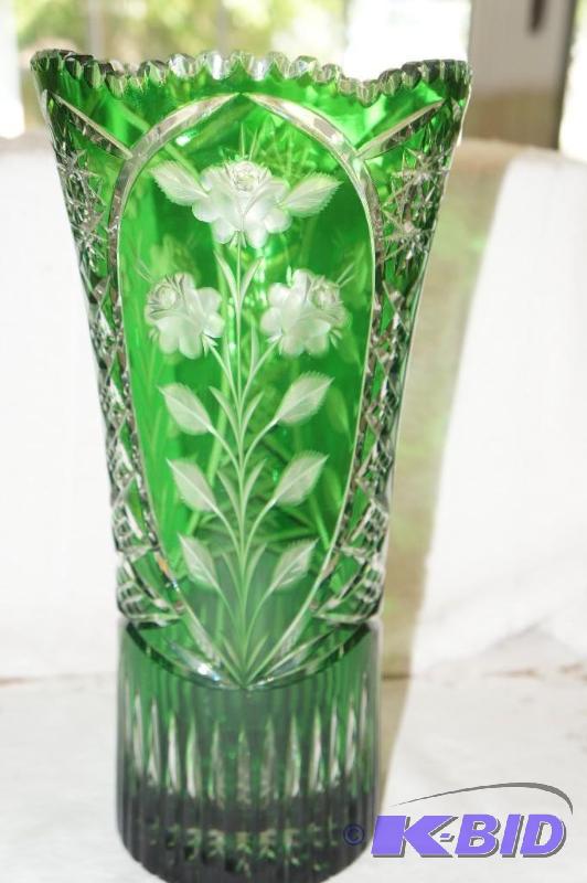lot 215 image: 24% Lead Crystal Dark Green Vase
