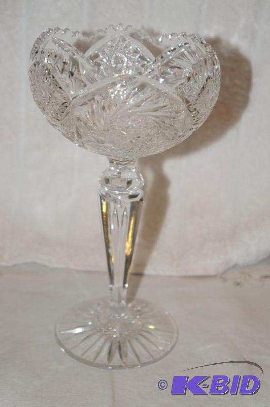 lot 223 image: 24% Lead Crystal Candy Dish on Pedestal