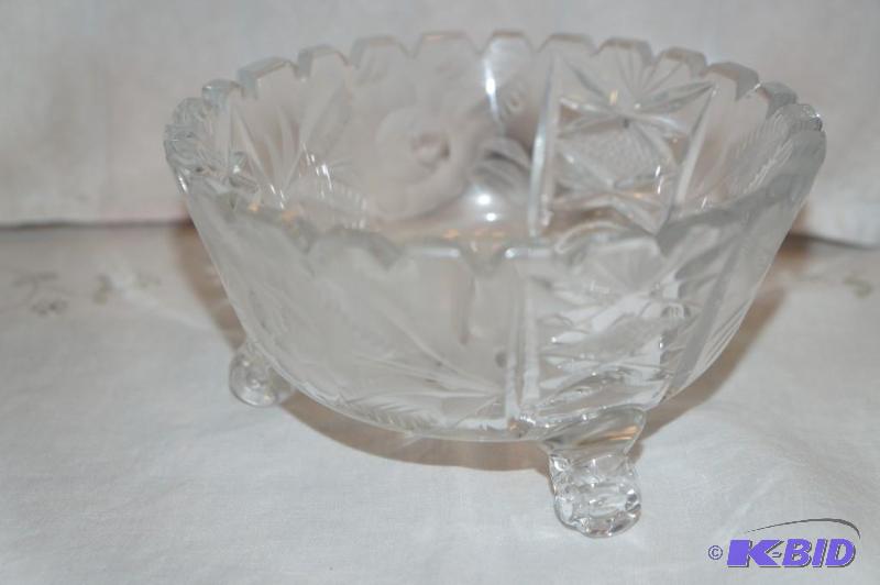 lot 228 image: 24% Lead Crystal Footed Candy Dish