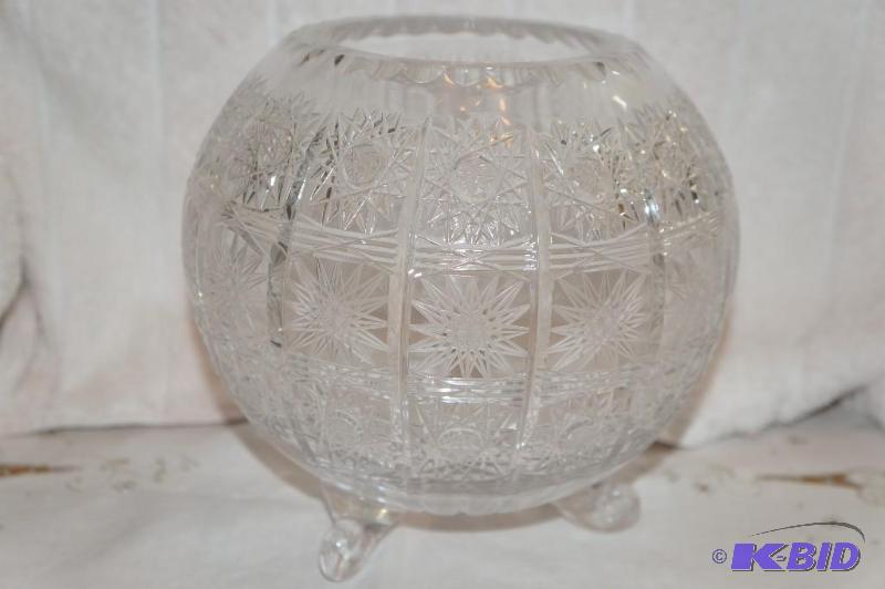 lot 233 image: 24% Lead Crystal Footed Vase