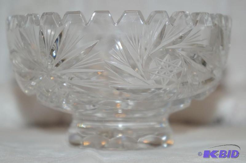 lot 241 image: 24% Lead Crystal Footed Candy Dish