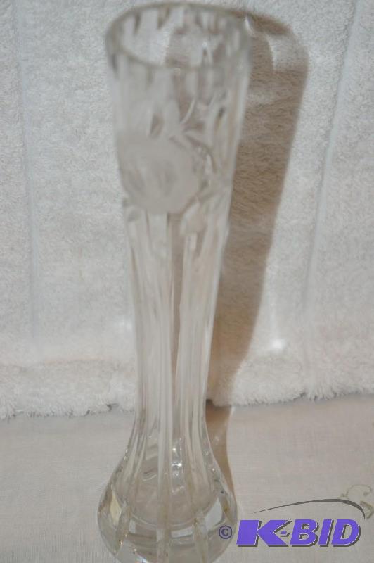 lot 246 image: 24% Lead Crystal Vase