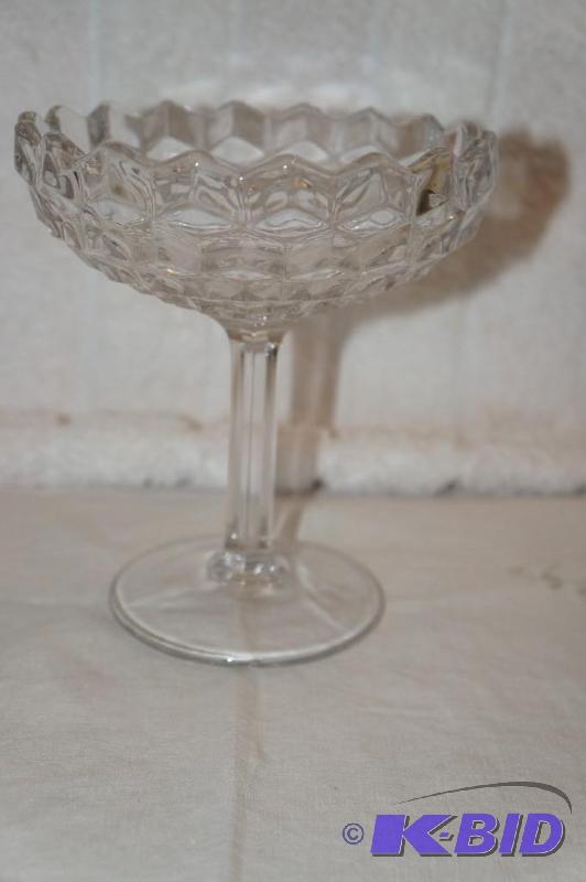 lot 247 image: 24% Lead Crystal Candy Dish on Pedestal