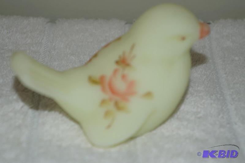 lot 25 image: Fenton Hand Painted & Signed Pale Yellow & Pink Bird