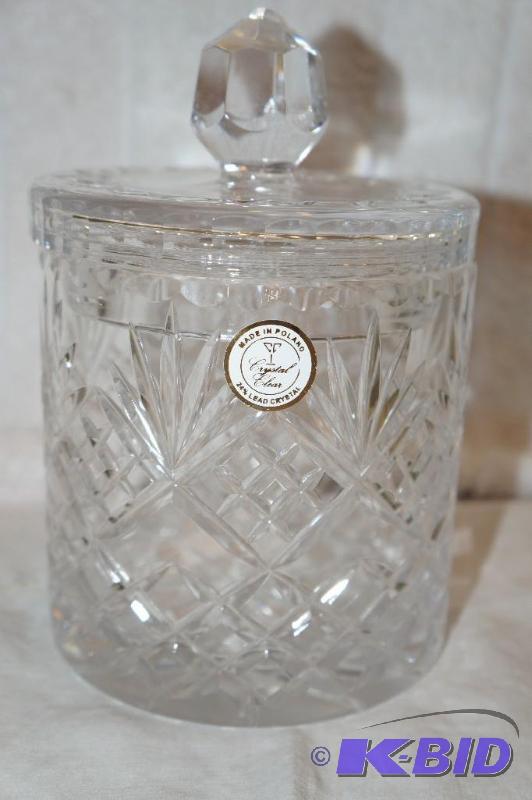 lot 255 image: 24% Lead Crystal Cannister with Lid