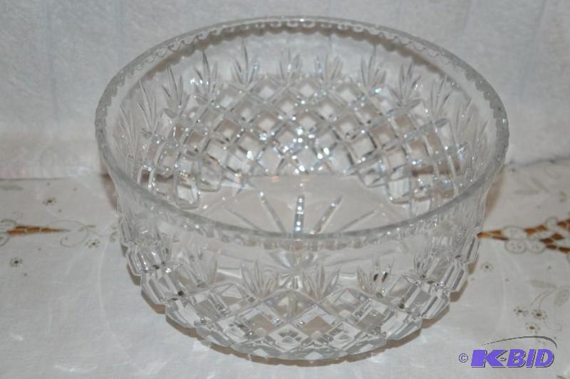 lot 259 image: 24% Lead Crystal Bowl